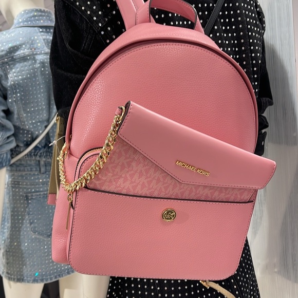 MICHAEL KORS Maisie Medium Pebbled Leather 2-in-1 Backpack
Carnation 
NWT - Picture 2 of 16